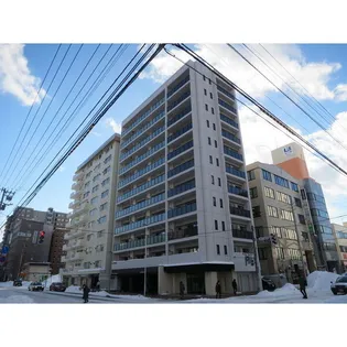 デュオヴェール札幌北大前【301号室】の外観