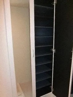 グランメールアイン【402号室】の玄関