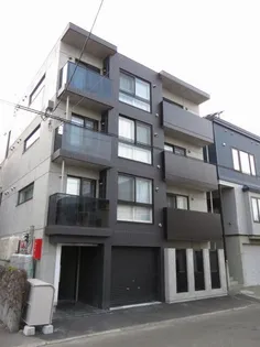 Regina学園前【2階】の外観