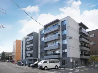 北海道札幌市中央区南十七条西18丁目【マンション】の外観