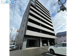 カーネ米山【6階】の外観