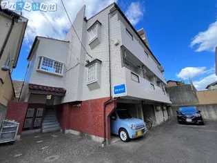 エステート旭町【1階】の外観