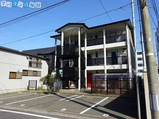 ヴィラキーファー【2階】の外観