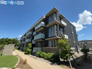 マストタウン上所C【1階】の外観