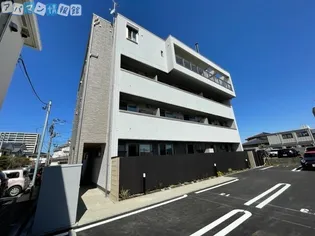 シャーメゾンプレミア鐙の画像