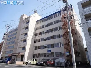 メゾンカフカス【303号室】の外観