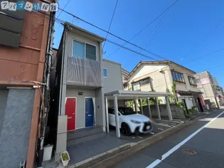 Luana万代【1階】の外観