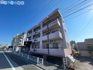 ベルトピア上所【4階】の外観