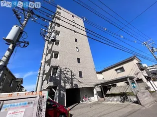 ロイヤル上大川前【4階】の外観