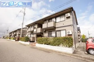 サンモールヴィレッジD【1階】の外観