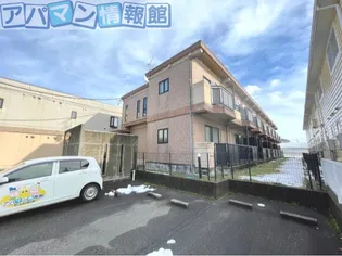 カルフール【1階】の外観