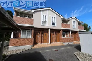 ソレアードB【2階】の外観