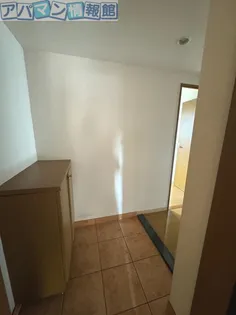 アニヴェルセル向陽【1階】の玄関