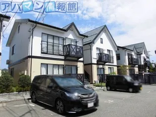 ヴィラ・ランコントレB【2階】の外観