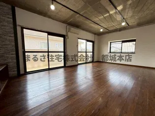 清藤マンション【1階】の居間