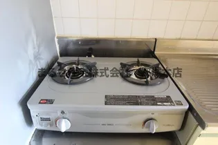 コンフォートアミ【1階】のキッチン