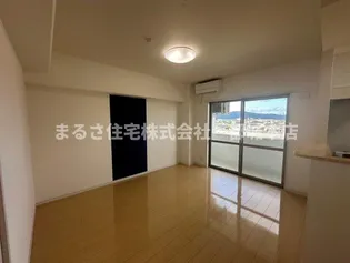 スカイコート年見【3階】の居間