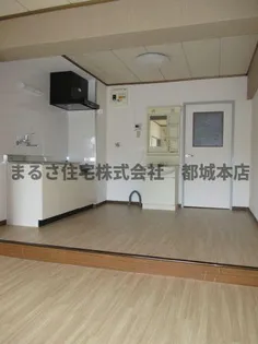 コウガマンションⅡ【2階】の居間