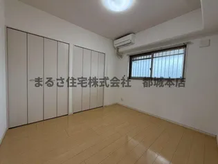 スカイコート年見【2階】の居間