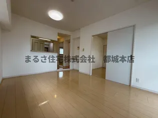 スカイコート年見【3階】の居間