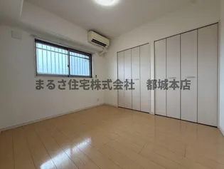 スカイコート年見【3階】の居間