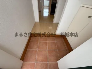 スカイコート年見【3階】の玄関