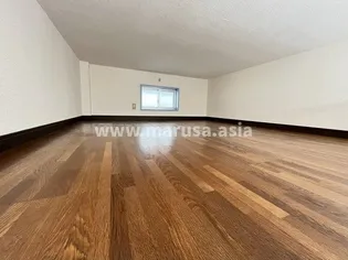 CLEVER【1階】の居間