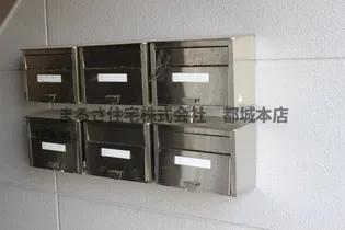 ウィズMⅠ・Ⅱ【2階】の玄関