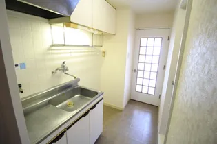 ベルヴィーユ清武【4階】のキッチン