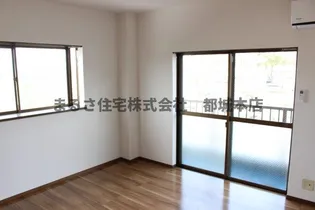 アーバンハイツ下川東【2階】の居間