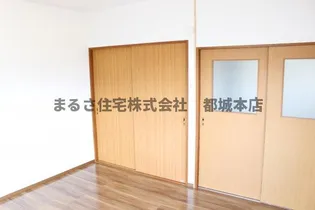 アーバンハイツ下川東【2階】の内装