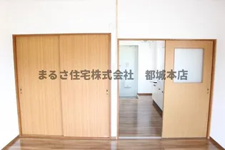 アーバンハイツ下川東【2階】の内装