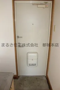 エレファント中之丸【2階】の玄関