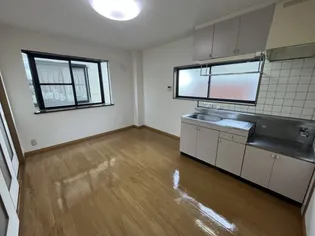 ドミール本郷B【2階】の居間