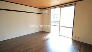 エクセル加納Ⅱ【1階】の居間