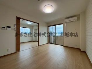 グランディール早水町【2階】の居間