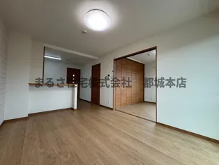 グランディール早水町【2階】の居間