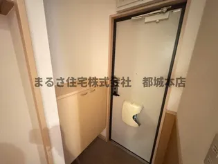 リヴェールⅣⅤ【2階】の玄関