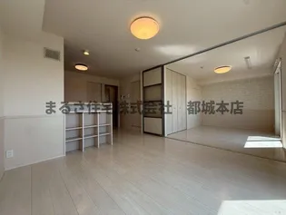 サンウィルコートⅡ【A203号室】の居間