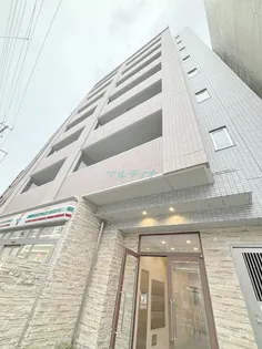 東京都荒川区西日暮里5丁目【マンション】の外観