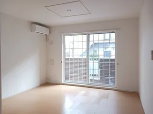 ボナールⅡ【1階】の居間