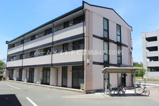 Pine Well駅前 B棟【3階】の外観