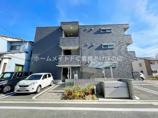 オッツ草間【3階】の外観