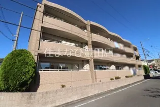 シャルム【3階】の外観