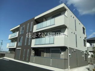 エクセレンス東山【1階】の外観