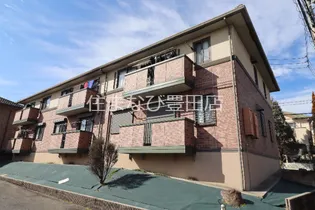 ロイヤルステージA【2階】の外観