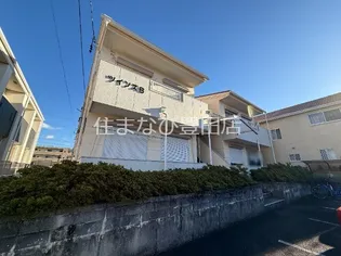 ツインズB【2階】の外観