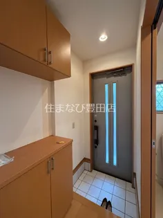 ジュエル浄水【2階】の玄関