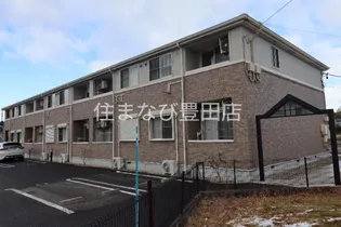 シーズン コート【1階】の外観