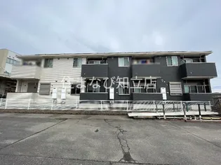 ベッラ カーサ【2階】の外観